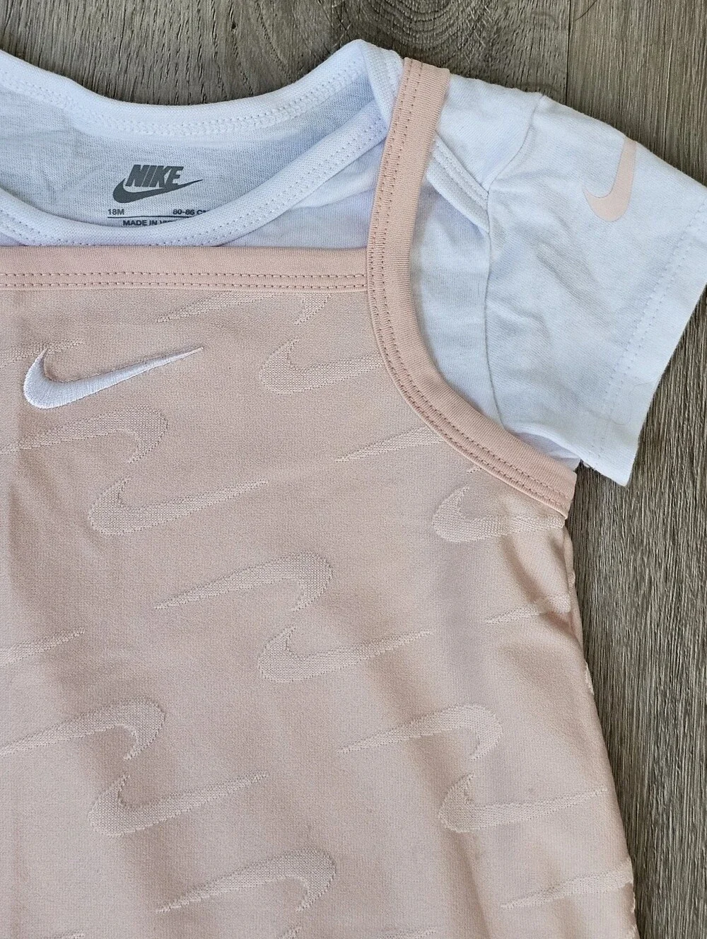 Baby Girl 18m Nike Bundle Sets
